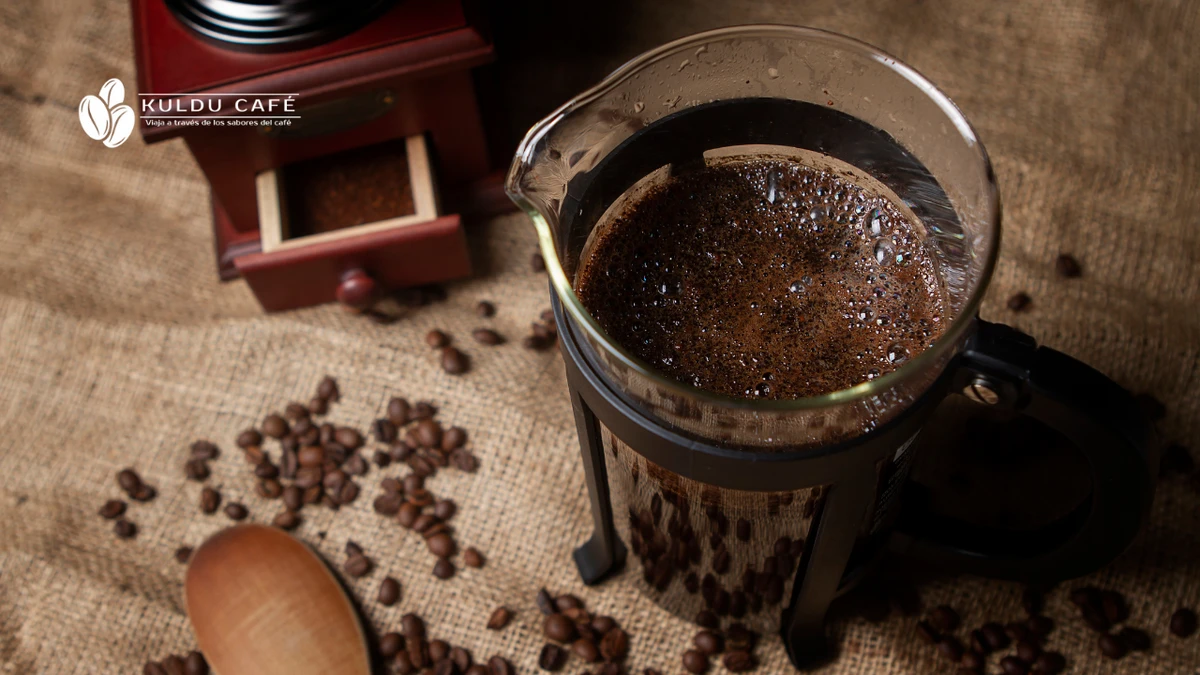 Cómo hacer un Buen Café con la Cafetera de Prensa Francesa